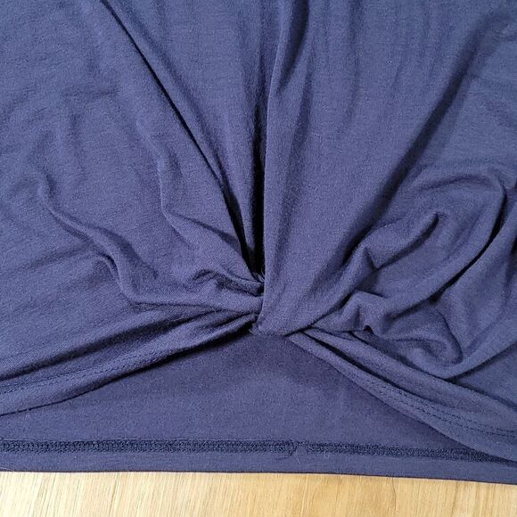 🧚♂️Self Esteem Knotted Short Sleeve Top w/Pocket Large - Picture 6 of 11